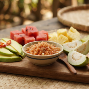 muoi-tom-tay-ninh-phu-hop-de-cham-nhung-loai-trai-cay-nao